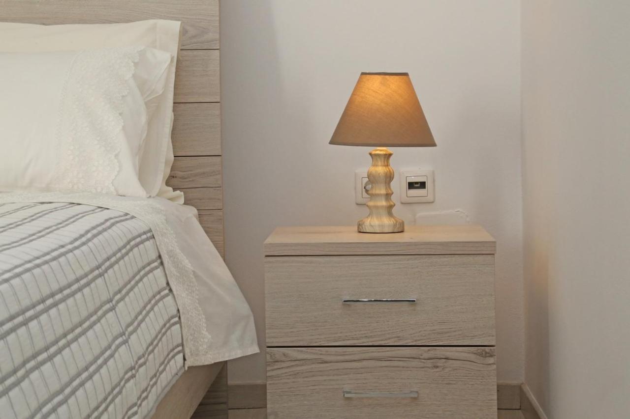 Olea Suite Syros - Φοίνικας, Σύρος, Κυκλάδες Ποσειδωνία Εξωτερικό φωτογραφία